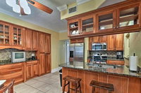 Captains Quarters Apt Less Than 1 Mile from Tampa Bay