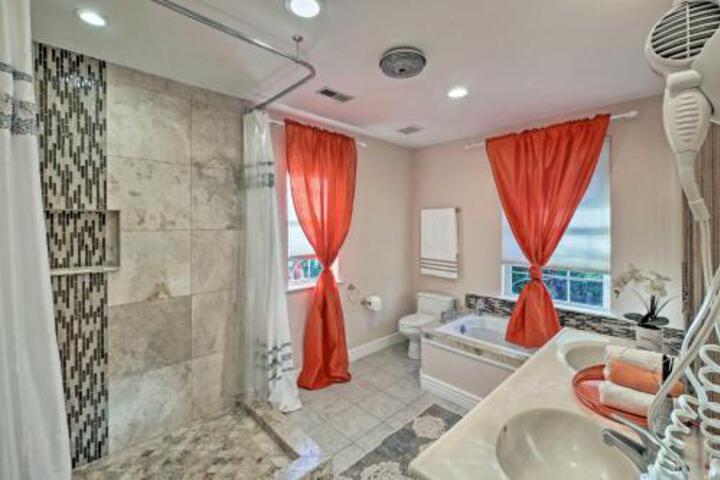 Santa Ana Home With Pool 15 Minutes To Disney! - thumb 6