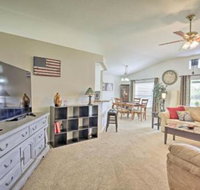 Bright Brandon Home w / Lanai 14 Mi. to Tampa - Accommodation Dallas
