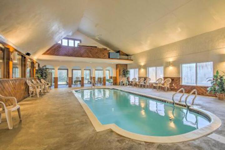 Bartlett Condo With Pool Access & Mountain Views - thumb 6