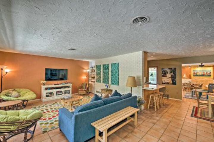 Siesta Key Casa Serena W / Private Pool + Lanai! - thumb 4