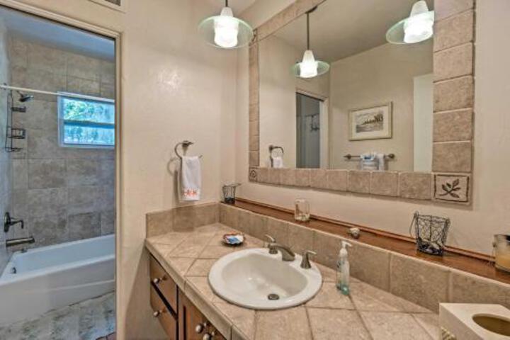 Siesta Key Casa Serena W / Private Pool + Lanai! - thumb 3