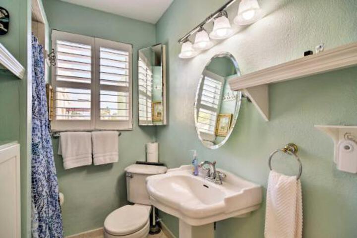 Bayfront Home 2 Blocks To Indian Rocks Beach! - thumb 1