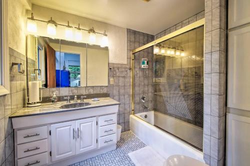 Lake Michigan Home W / Private Beach Access! - thumb 4