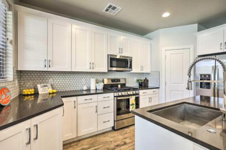 St George Area Townhome W / Patio + Pool Access - thumb 0