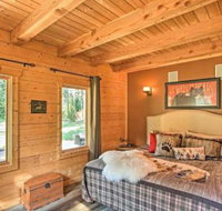 Luxury Lodge: Hot Tub Snowmobiling & ATV Access! - Accommodation Dallas