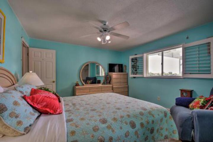 Indian Rocks Beach Home With Private Pool Spa & Dock - thumb 2