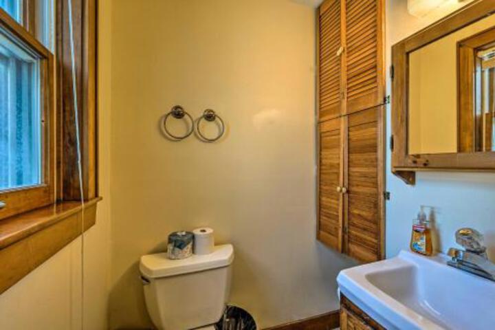 Spacious East Falmouth House W / Pool & Game Room! - thumb 4