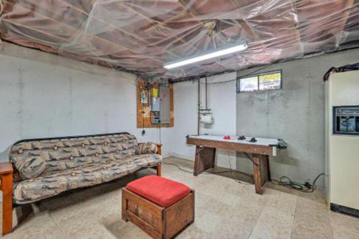 Spacious East Falmouth House W / Pool & Game Room! - thumb 0