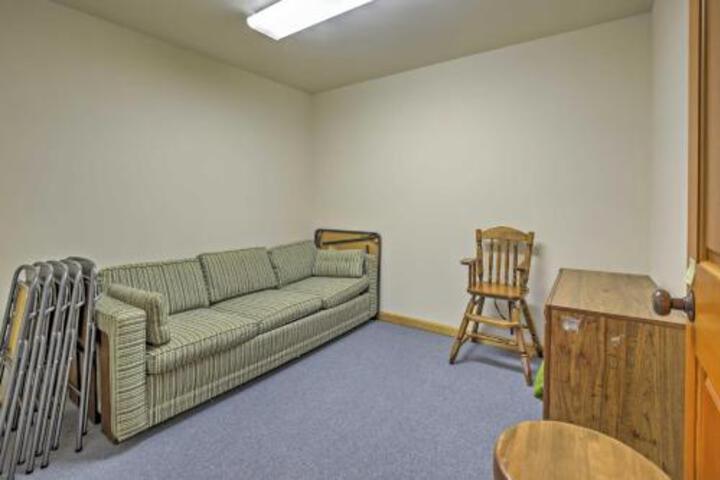 Large Manzanita House With 3 Balconies & Ocean Views - thumb 2