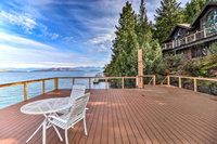 Serene Escape on Flathead Lake w / Boat Dock