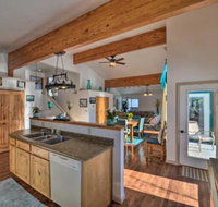 Modern Cabin with Mtn Views 45 Min to Jackson - Accommodation Dallas