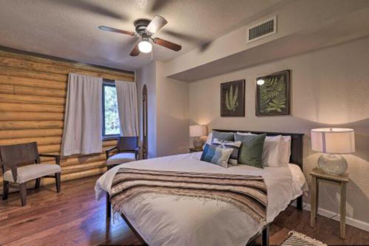 Pristine Flagstaff Cabin With Decks & Mountain Views! - thumb 0