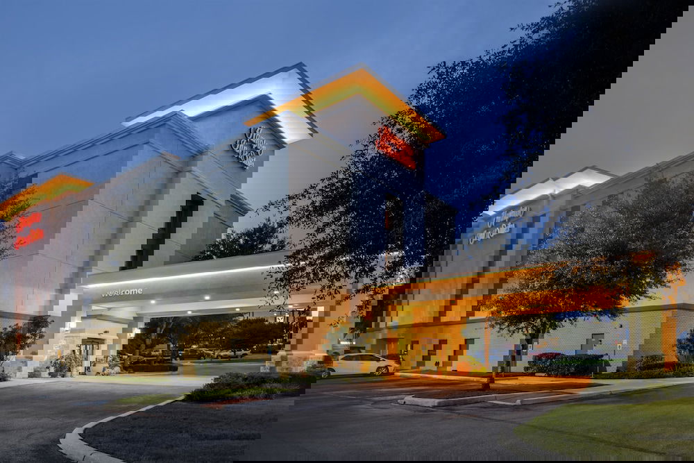 Hampton Inn & Suites Schertz - thumb 3