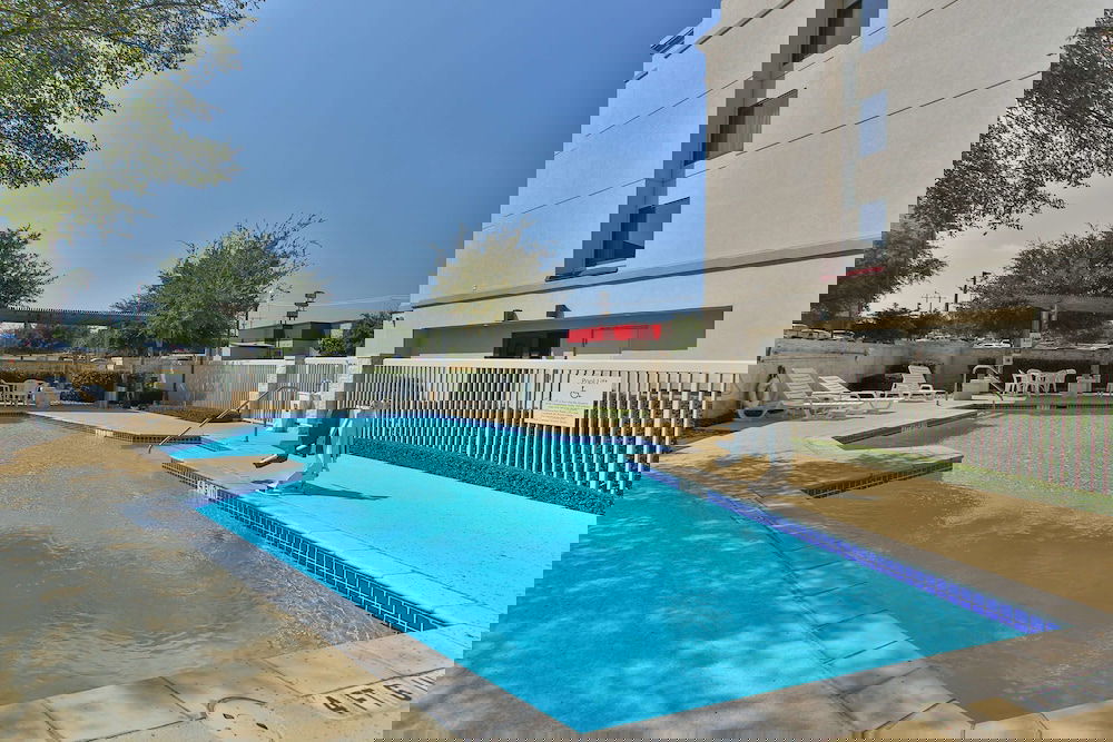 Hampton Inn & Suites Schertz - thumb 5