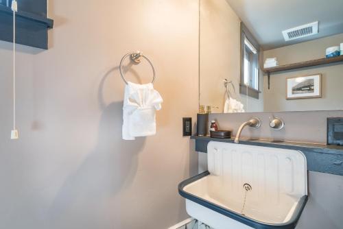 TOWN JEWEL Tasteful Home Downtown Telluride LOCATION! - thumb 2