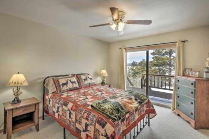 Rustic Home With Deck Near Fishing & Downtown! - thumb 0