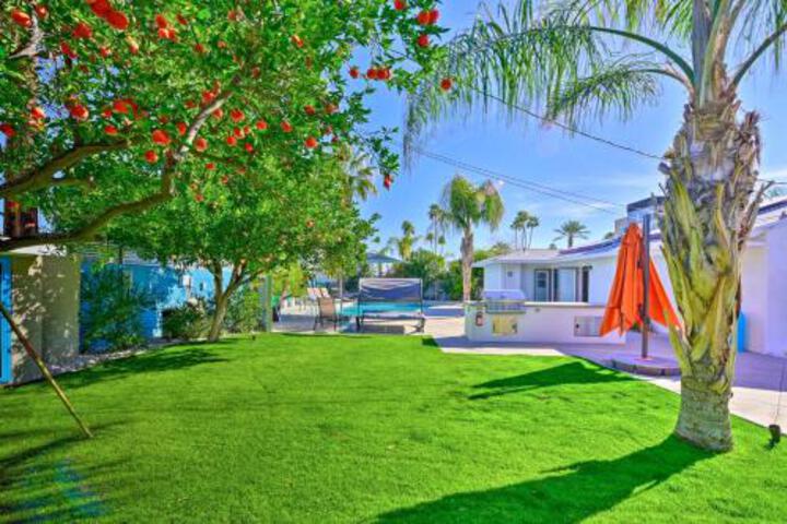 Luxe Palm Springs Oasis With Backyard Lounge - thumb 4