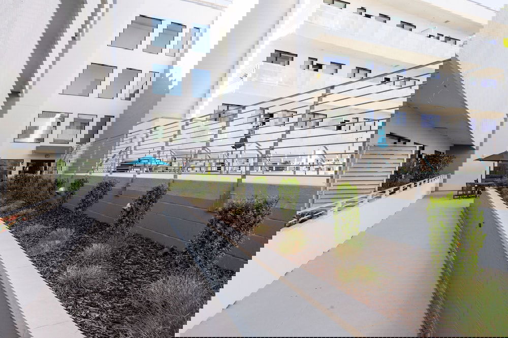 Lllume Urban Oasis Styled By Genevieve Gorder 2 Bedroom Condo - thumb 0