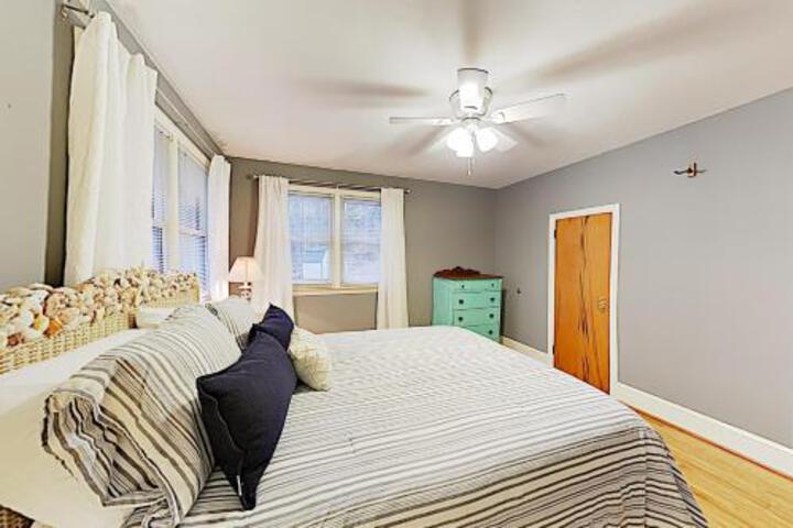 New Listing! Serene Mountain Retreat W / Game Room Home - thumb 4