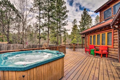 Unique Bear Country Cabin In Ruidoso W / Hot Tub! - thumb 3