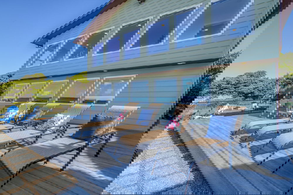 Pacific Drift - thumb 1