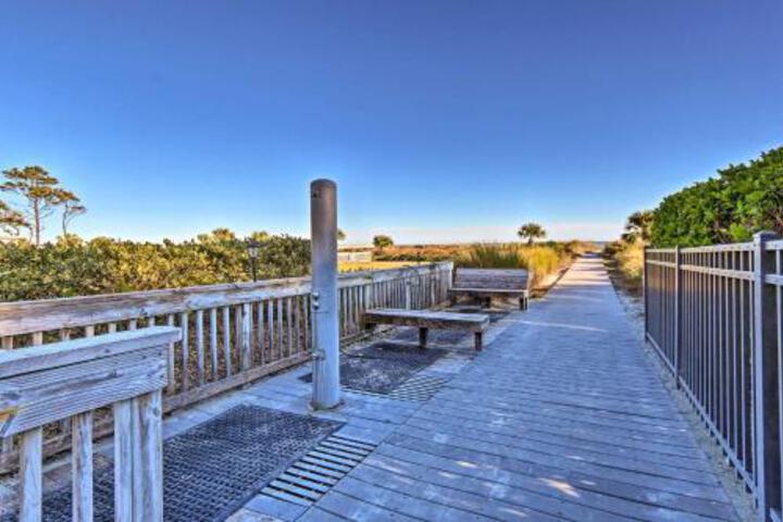 Hilton Head Haven With Pool Walk To Coligny Beach! - thumb 1