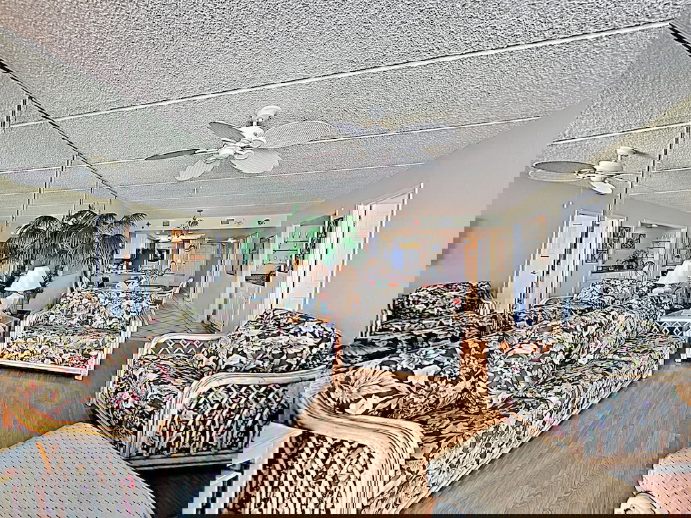 New Listing! All-suite Gulf-front Perch W/ Pools 2 Bedroom Condo - thumb 6