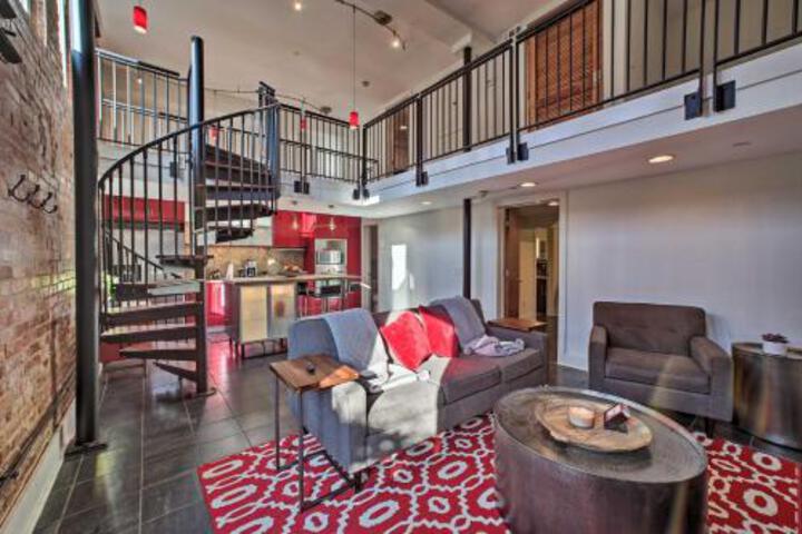 Fayetteville Escape Steps To Dickson Street - thumb 6