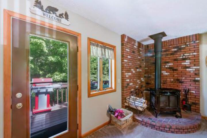 Rocky River Retreat - thumb 3