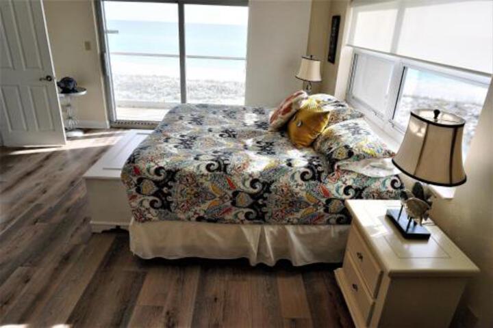 405E Regency Towers - thumb 4