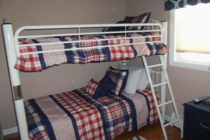 Cherry Fish North - thumb 4