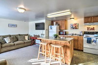 Cozy Apt Less Than 1 Mi to Lake Huron  Mins to Mackinac