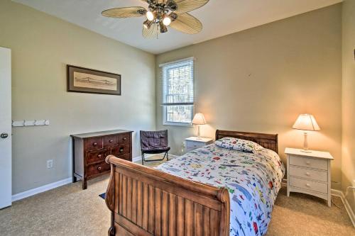 Mobjack Bay Beach House W / Waterfront Views! - thumb 5