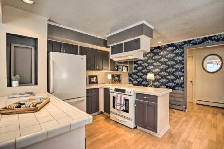 Woodland Retreat With Pool & Nearby Wineries! - thumb 6