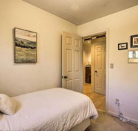 Woodland Retreat with Pool  Nearby Wineries - Accommodation Dallas