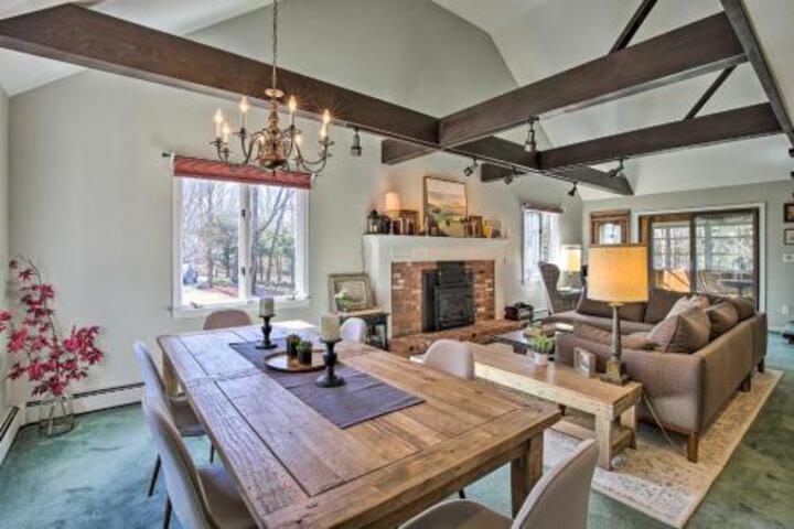 Woodland Retreat With Pool & Nearby Wineries! - thumb 5