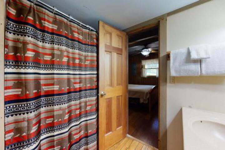 Fish Trap Cabin - thumb 0