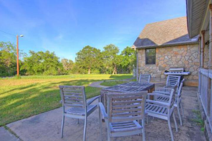 Mary Millsap Vacation House On Heart Of Texas 55 Acre Ranch - thumb 6