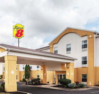 Super 8 by Wyndham La Grange KY - Accommodation Dallas