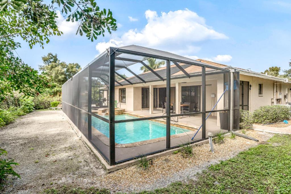 Palm Frond Ranch - thumb 5