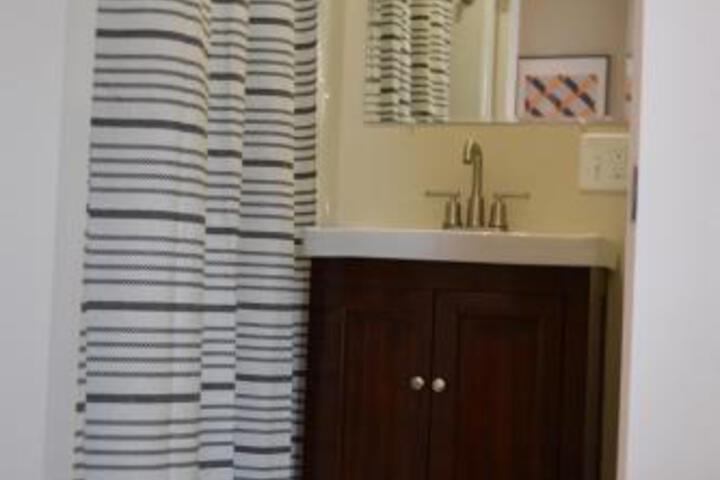 Best Boston Location 2BR (M2) - thumb 2