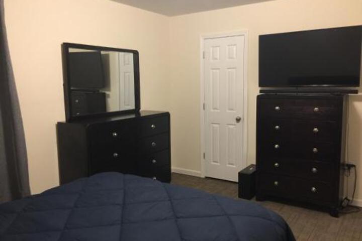 Relaxation At Kyles Place - thumb 2