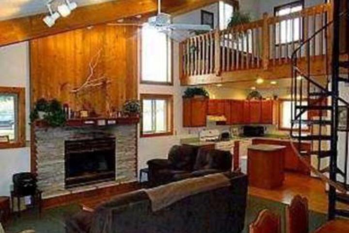 Birch Lake Paradise - thumb 5