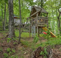 Taras Treehouse Home - Accommodation Dallas
