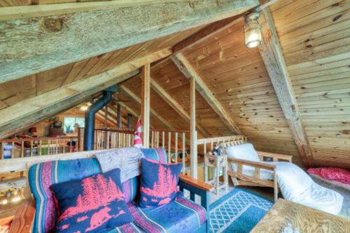 The Creekside Cabin - thumb 1