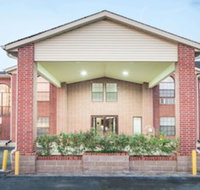 Super 8 by Wyndham White Hall - Accommodation Dallas