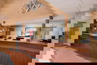 Super 8 by Wyndham Troy IL/St. Louis Area