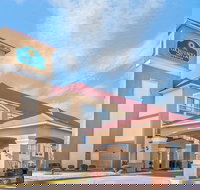 La Quinta Inn  Suites by Wyndham Oklahoma City -Yukon - Accommodation Dallas