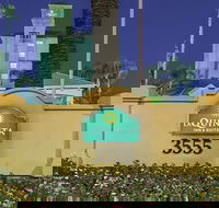 La Quinta Inn  Suites by Wyndham Ontario Airport - Accommodation Dallas